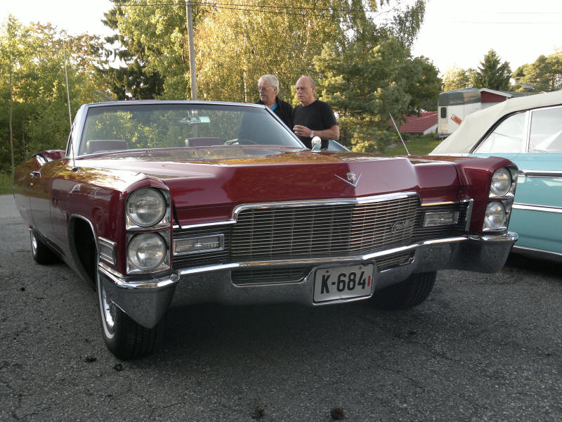 1968 CADILLAC DE VILLE